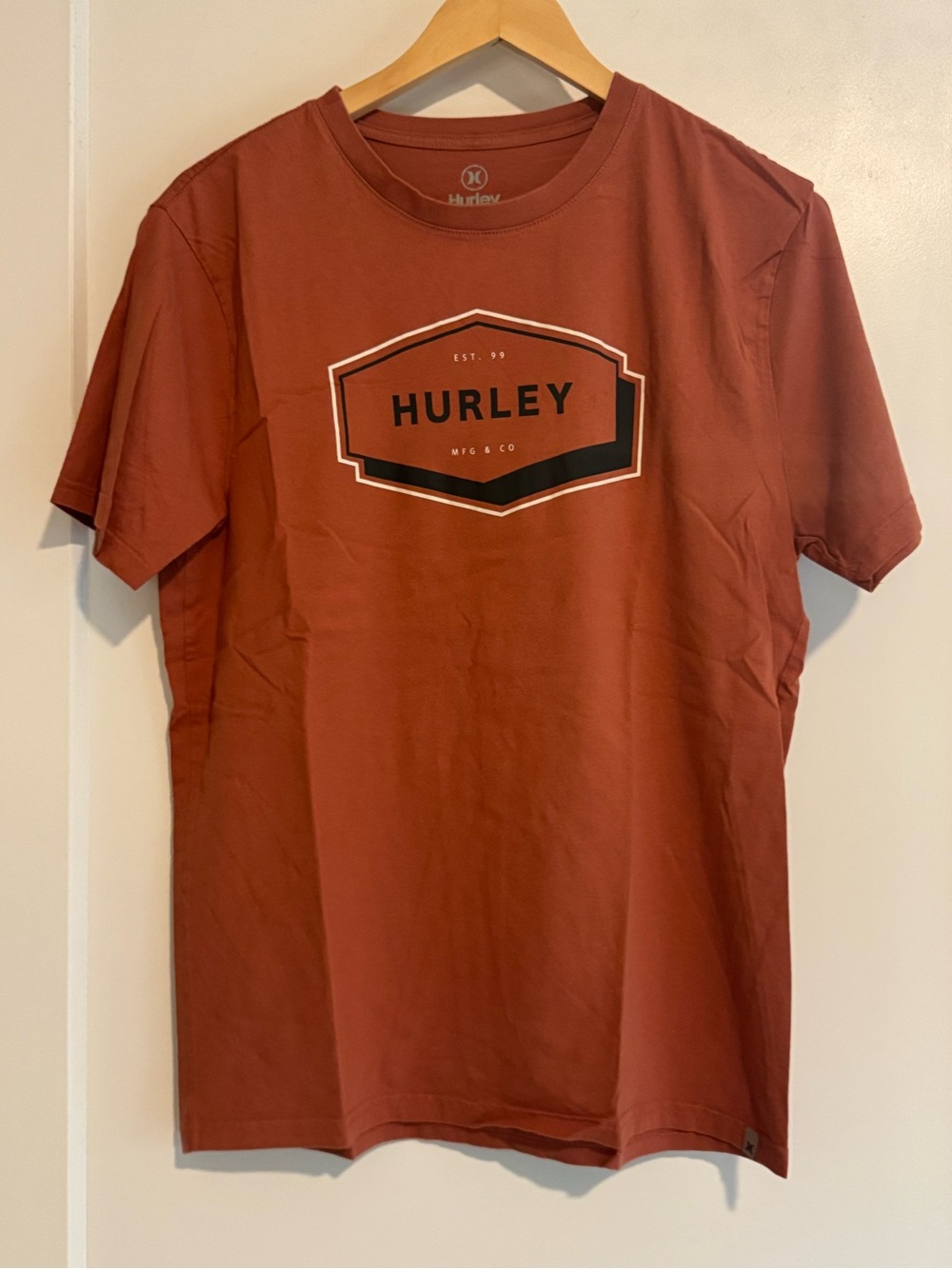 Men’s Hurley Tee